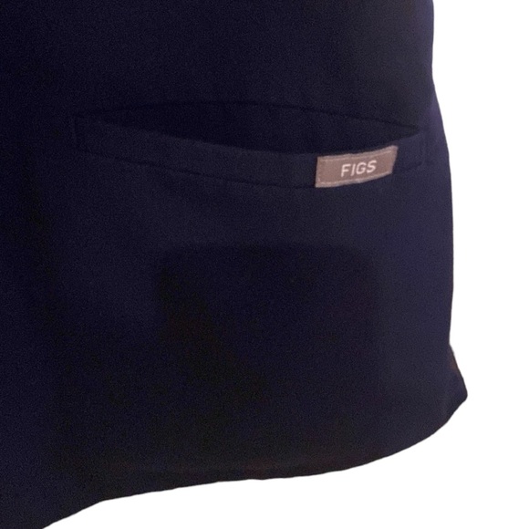 FIGS Casma Navy Blue Scrub Top, EUC, Size XXS - Picture 4 of 8